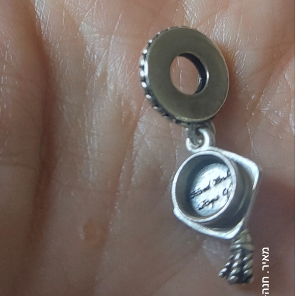 NWT Graduation Charm - Picture 5 of 8